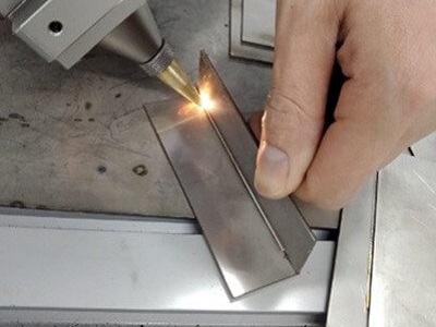 amostra de máquina de solda a laser portátil