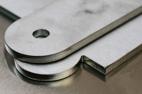 Campione per taglio laser in acciaio inox da 4 mm